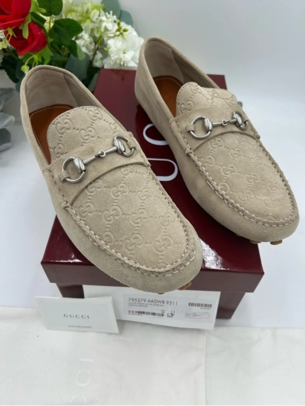SOLD !!!! Men’s Gucci oatmeal GG Schweid driver loafer size 11 fits 12 US - Picture 1 of 11